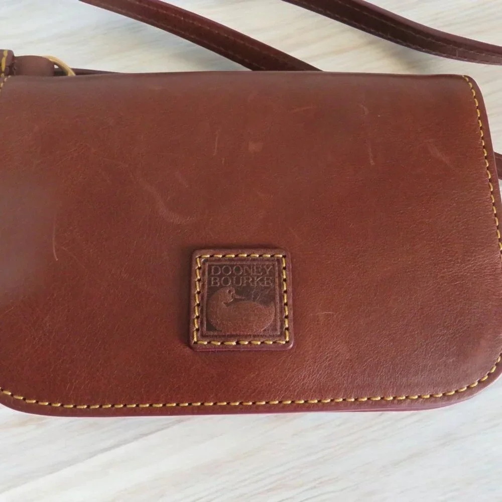 Dooney & Bourke Florentine Kitty Crossbody, Chestnut, EUC - Picture 11 of 11
